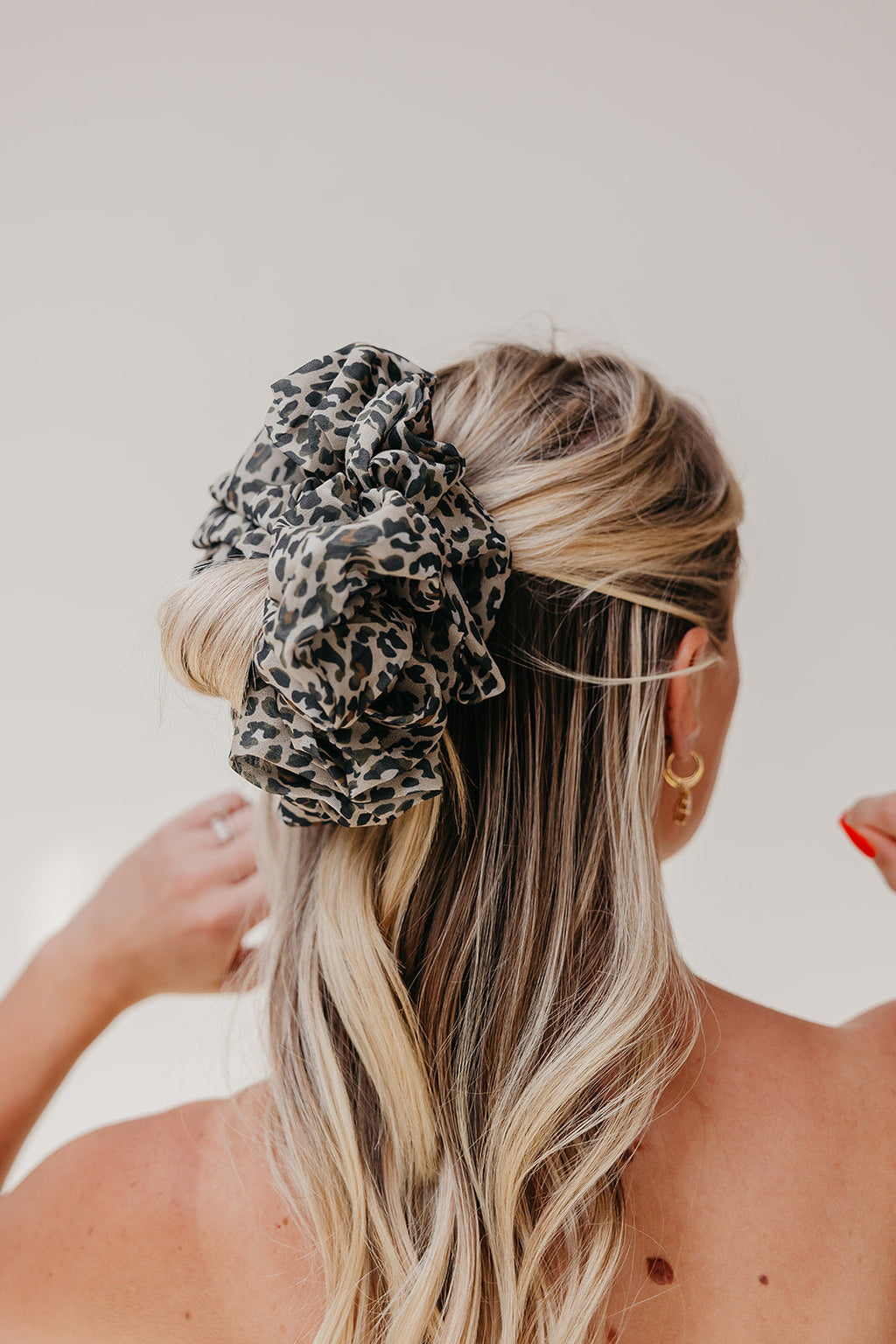 JUMBO SCRUNCHIE