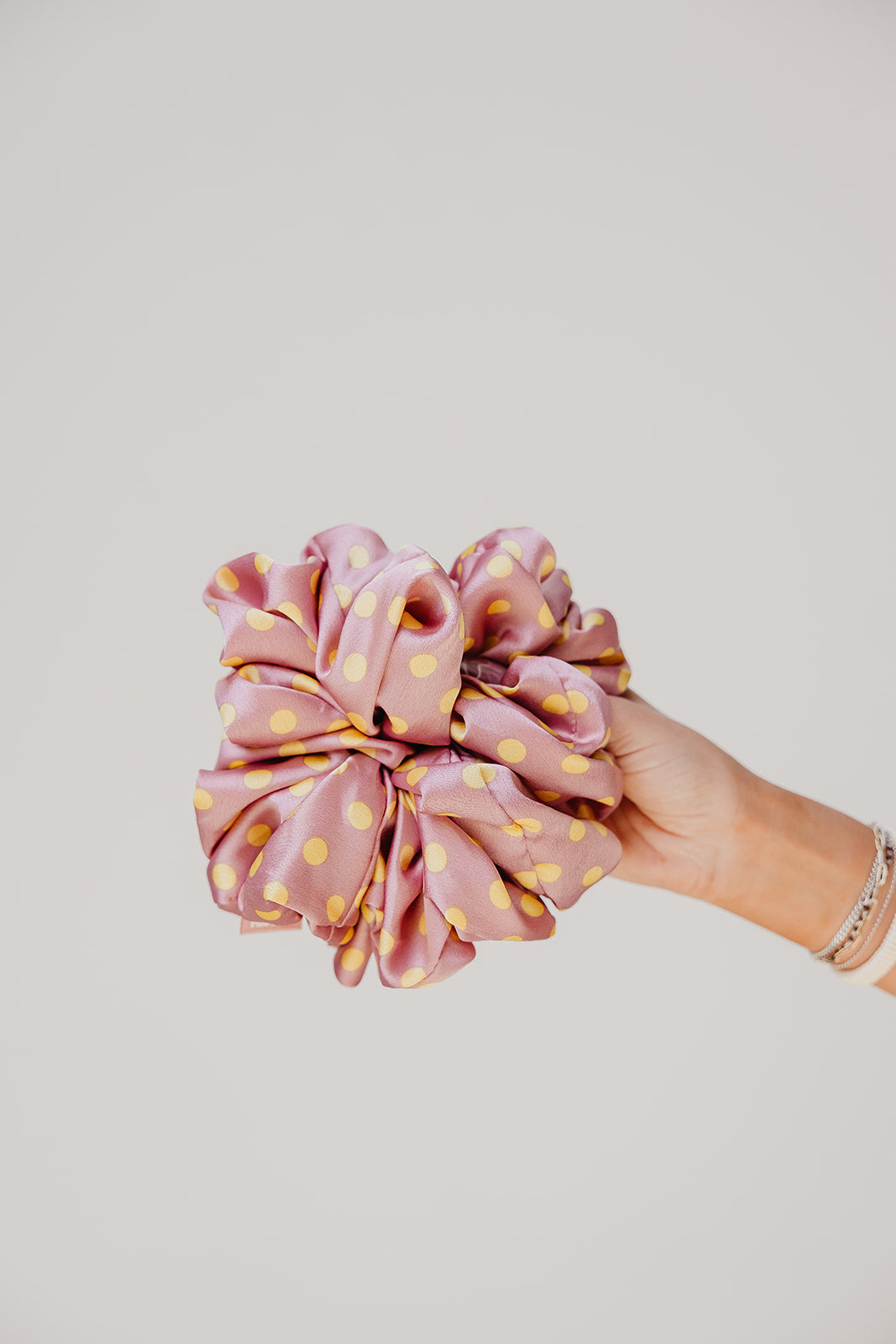 JUMBO SLEEP SILK/SATIN SCRUNCHIES