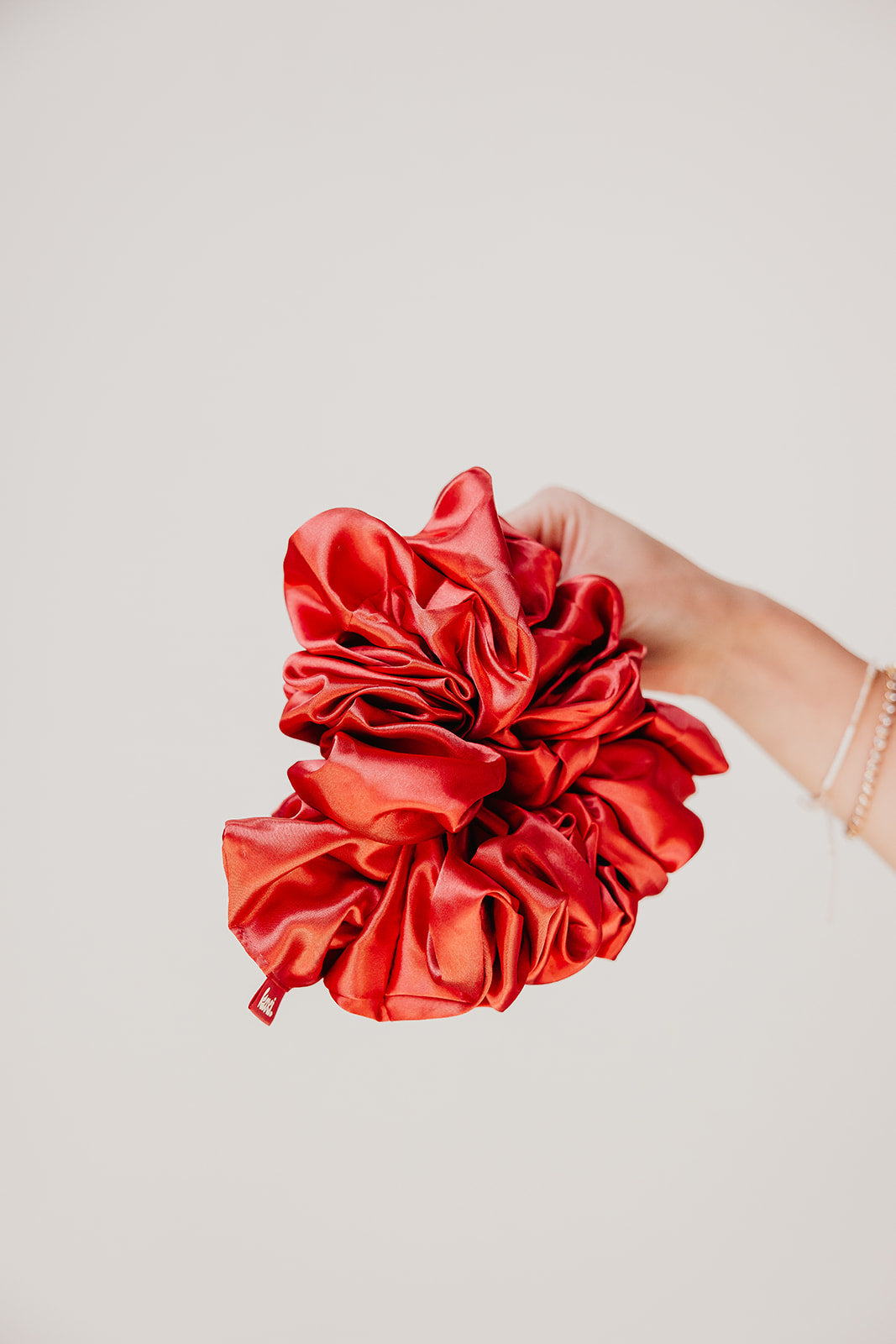 JUMBO SLEEP SILK/SATIN SCRUNCHIES