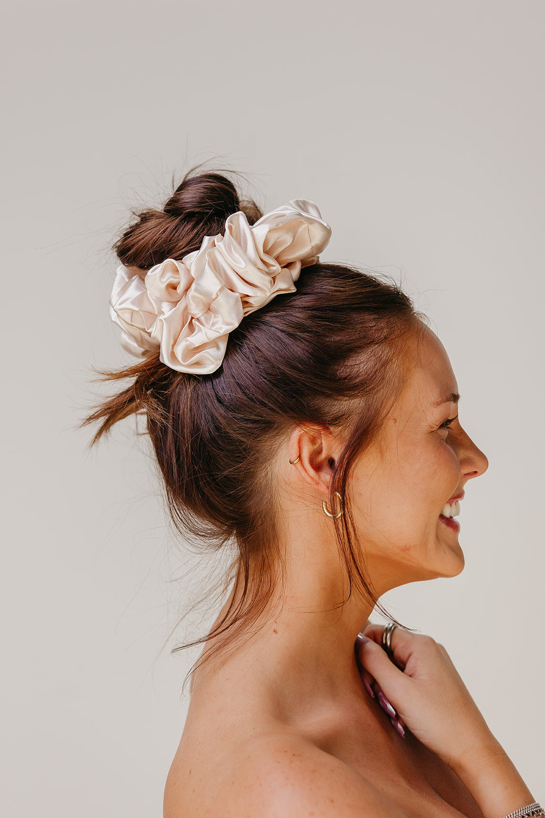JUMBO SLEEP SILK/SATIN SCRUNCHIES