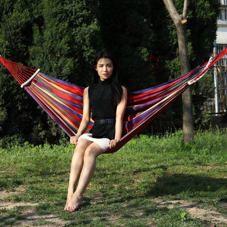 Outdoor Rollover-resistant Single Person Canvas Hammock Portable Beach Swing Bed with Wooden Sticks, Size: 185 x 80cm(Red)
