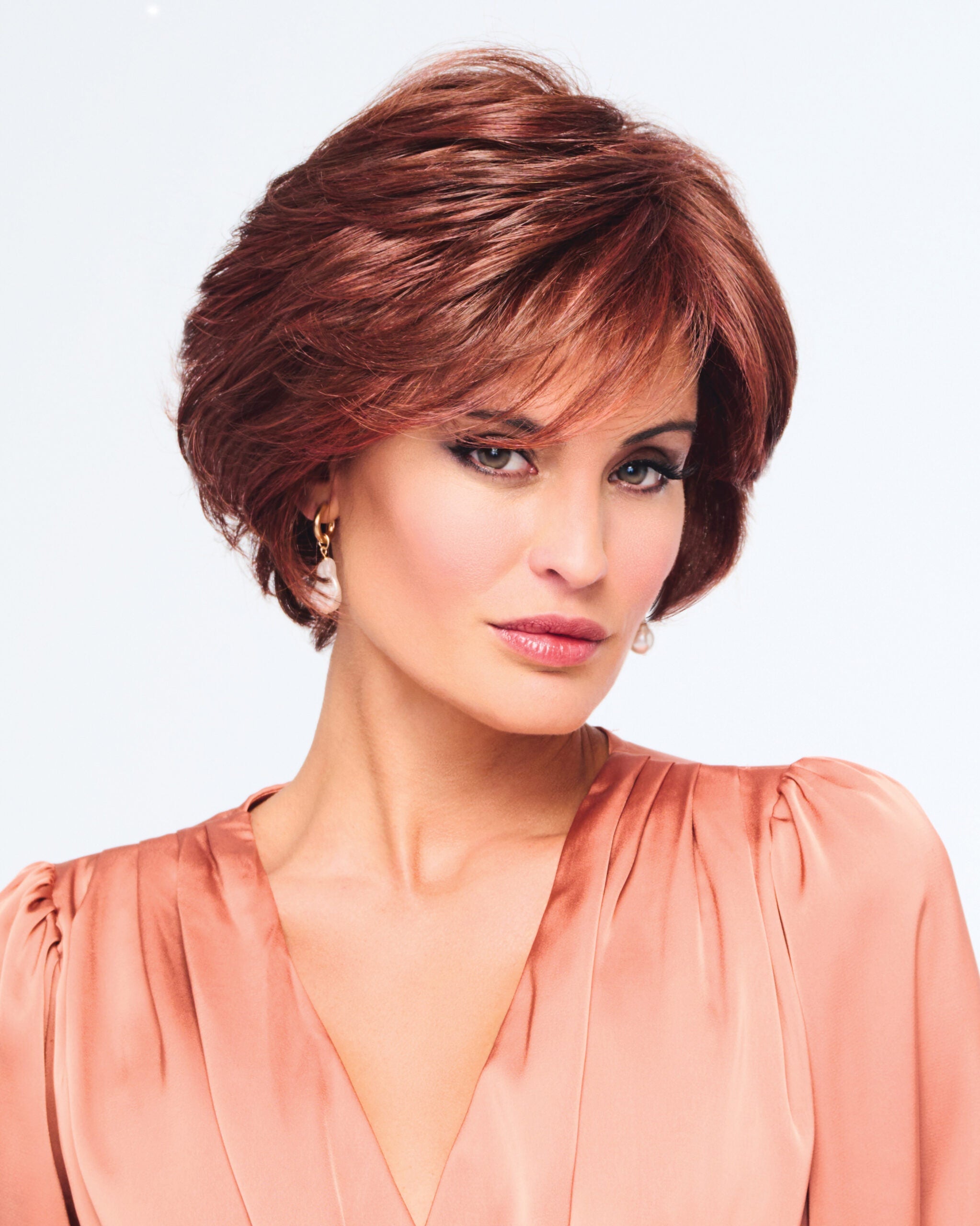 Raquel Welch Captivating Canvas Chin Length Layered Wig by HairUWear, Average Size Cap, RL19/23SS Biscuit