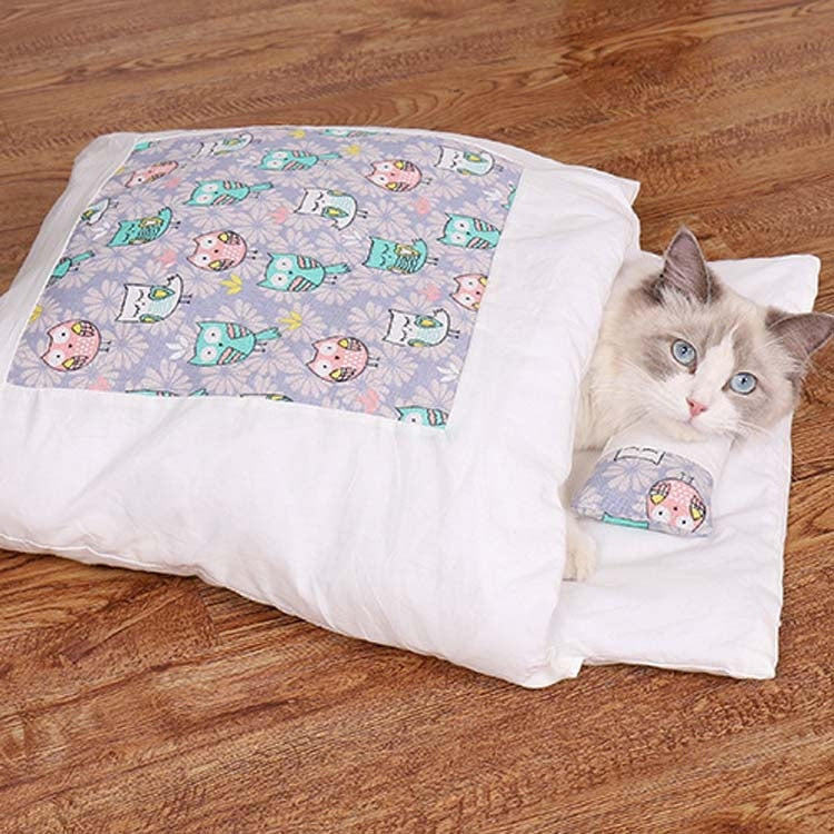 Closed Removable and Washable Cat Litter Sleeping Bag Winter Warm Dog Kennel, Size: S(Purple Owl)