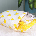 Closed Removable and Washable Cat Litter Sleeping Bag Winter Warm Dog Kennel, Size: M(Yellow Crown)