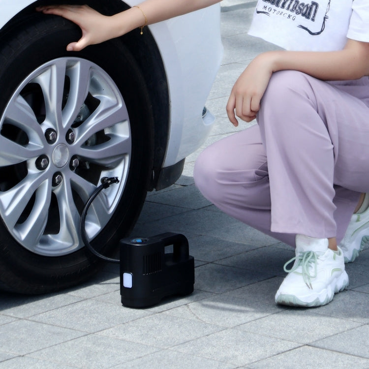 Portable Multi-Function Smart Car Inflatable Pump Electric Air Pump, Style: Wired With Light Pointer