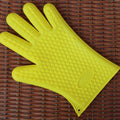 2 PCS Silicone Insulation Baking Oven Microwave Dish Clip Gloves, Colour: Yellow