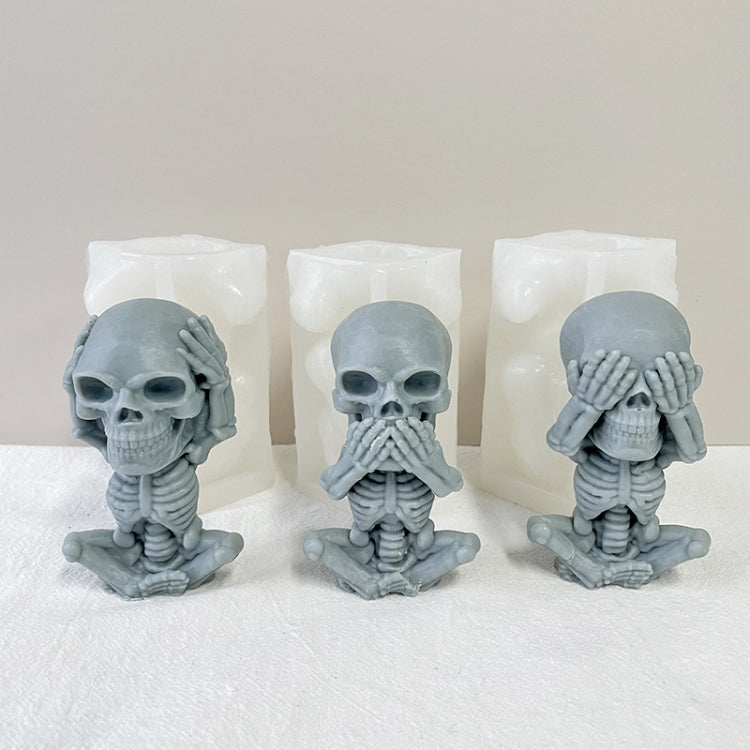 Skull Candle Silicone Mould Aromatherapy Ornament Mould(Skeleton Covering Ears)