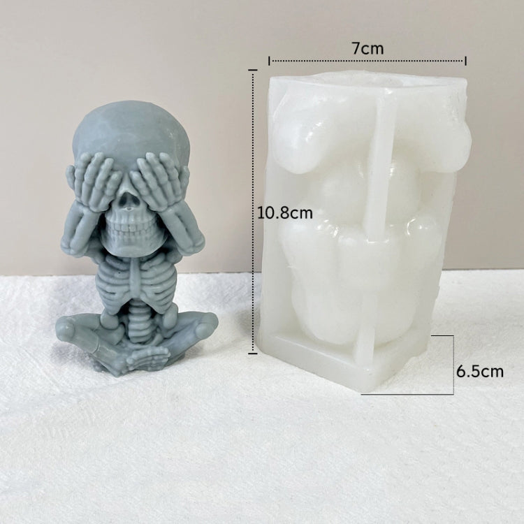 Skull Candle Silicone Mould Aromatherapy Ornament Mould(Skeleton Covering Eyes)