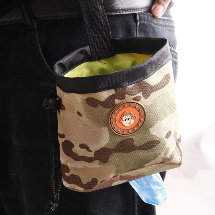 Multifunctional Pet Training Camouflage Snacks Bag Portable Dog Walking Belt Bag(Black White)