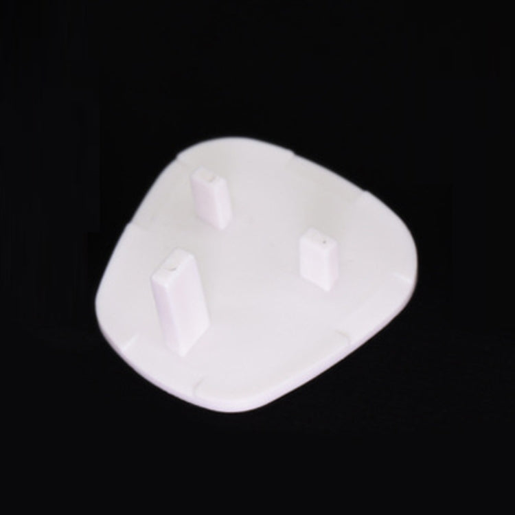 UK 3-Hole Baby Socket Protection Cover, Style: Pear Shaped White