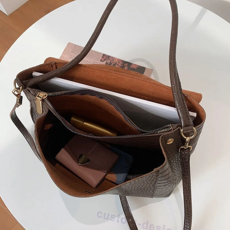 Women Crossbody Bag Autumn Winter Texture Shoulder Armpit Commuter Tote Bag(Brown)