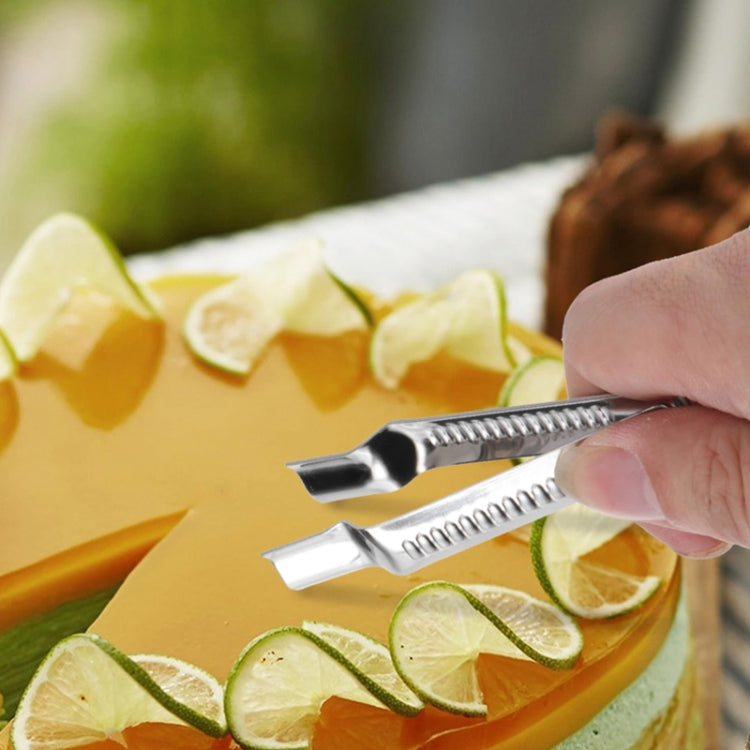 2pcs Stainless Steel Cake Lace Clip Pastry Cake Clamp Baking Tools, Model: C105-1 Triangle