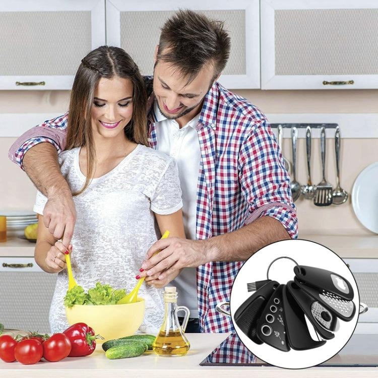 6 In 1 Stackable Kitchen Gadgets Melon Peeler Herb Chopper Garlic Grater Can Opener Pizza Cutter(Black)