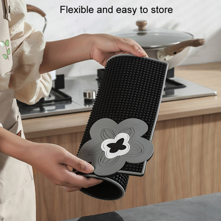 PVC Heat Insulation Table Mat Bar Coaster Kitchen Restaurant Thickened Non-Slip Drainage Mat, Size: 41.3x31.1cm(Black)
