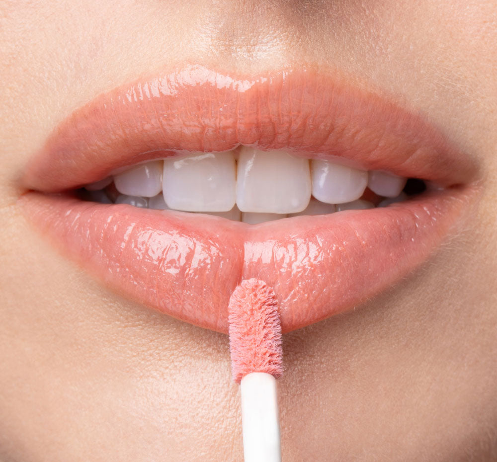 Vitamin Glaze® Oil Infused Lip Gloss – Peach Peony | Farmhouse Fresh