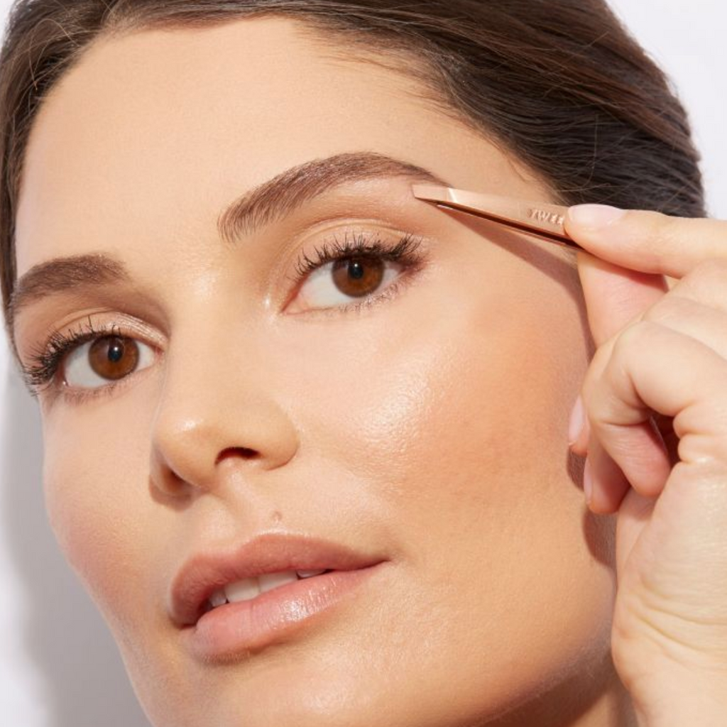 Rose Gold Slant Tweezer | Tweezerman