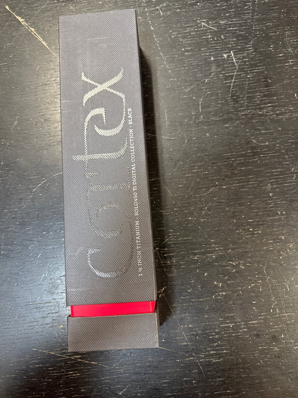 Cortex Pro Solo 450 Titanium 1.5-Inch Flat Iron, Black