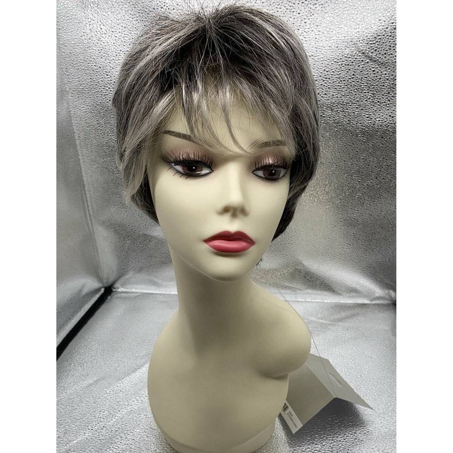 Raquel Welch Crushing on Casual Wig Hairpiece New With Tags
