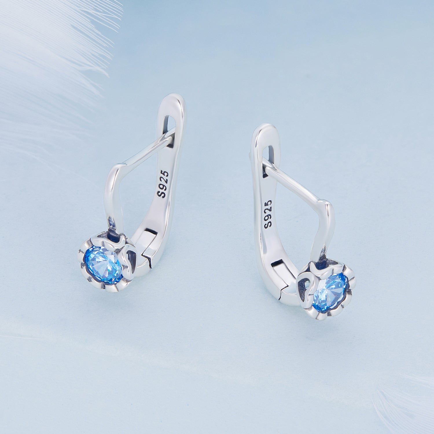 925 Sterling Silver Earrings with Oxidized Finish and Pavé Setting