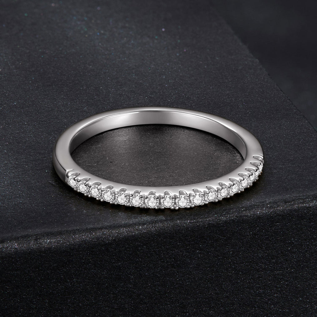 925 Sterling Silver 0.01ct Moissanite Ring in Size 8A