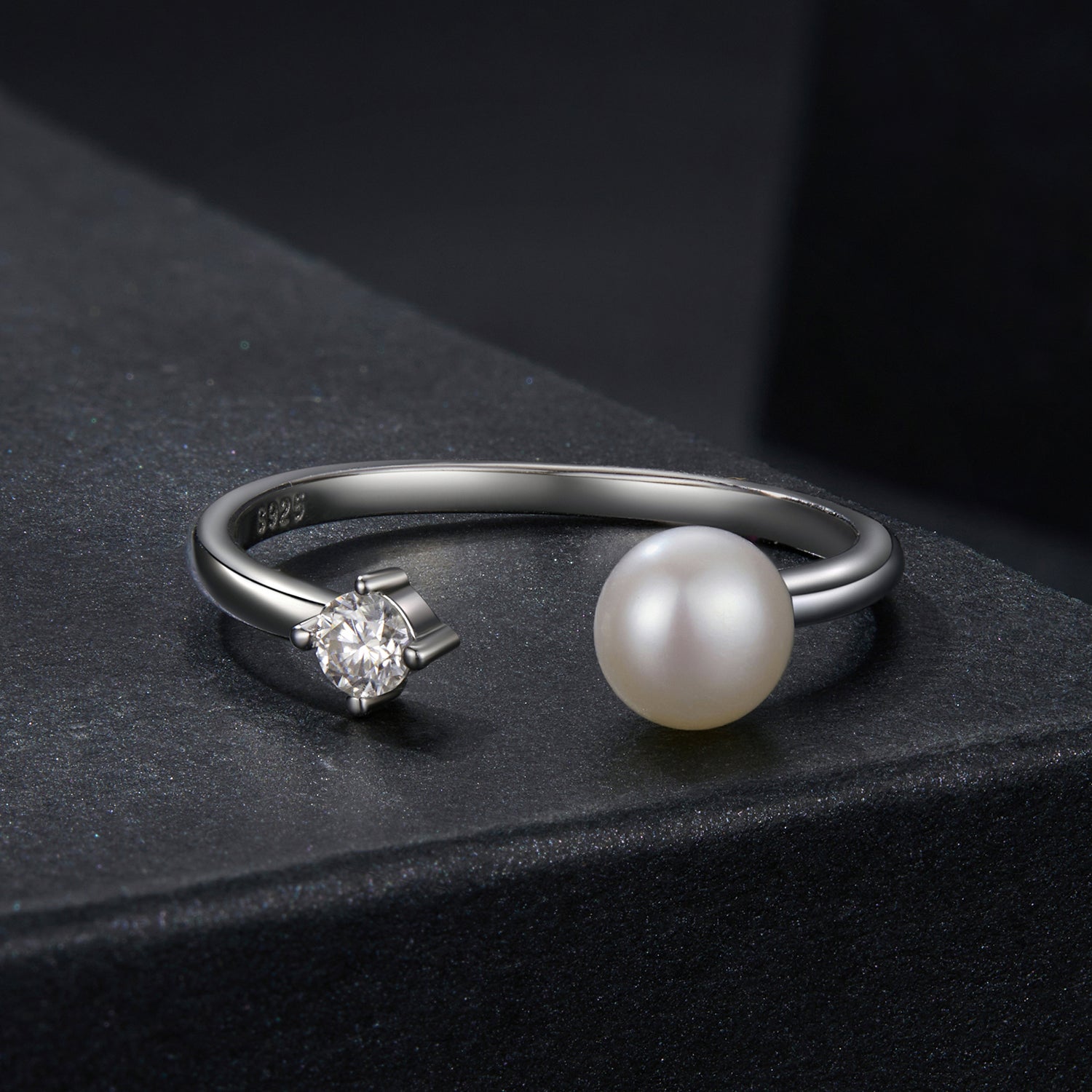 925 Sterling Silver Moissanite Quality Shell Pearl Ring for Women - Size E