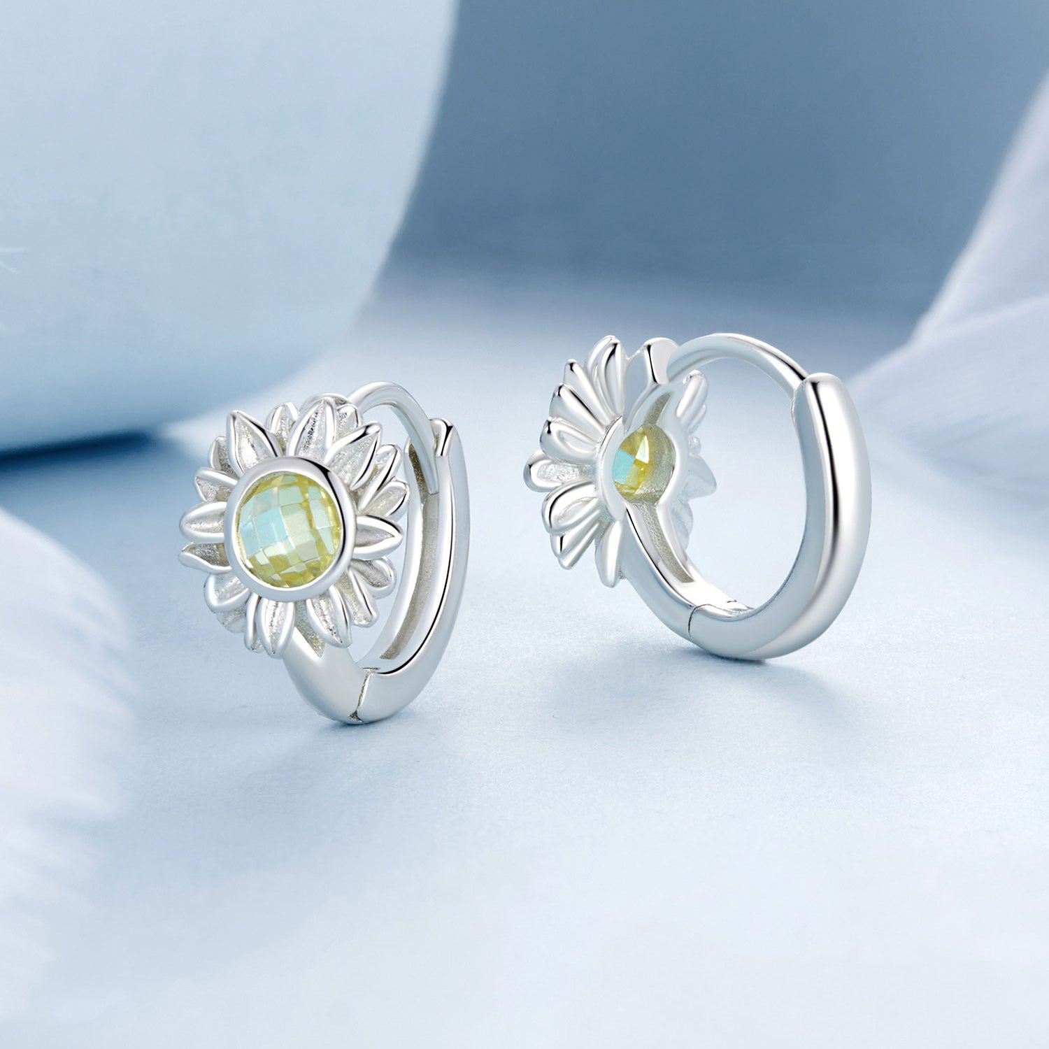 925 Sterling Silver Earrings with Transparent Glass, 12x9mm Size for Women