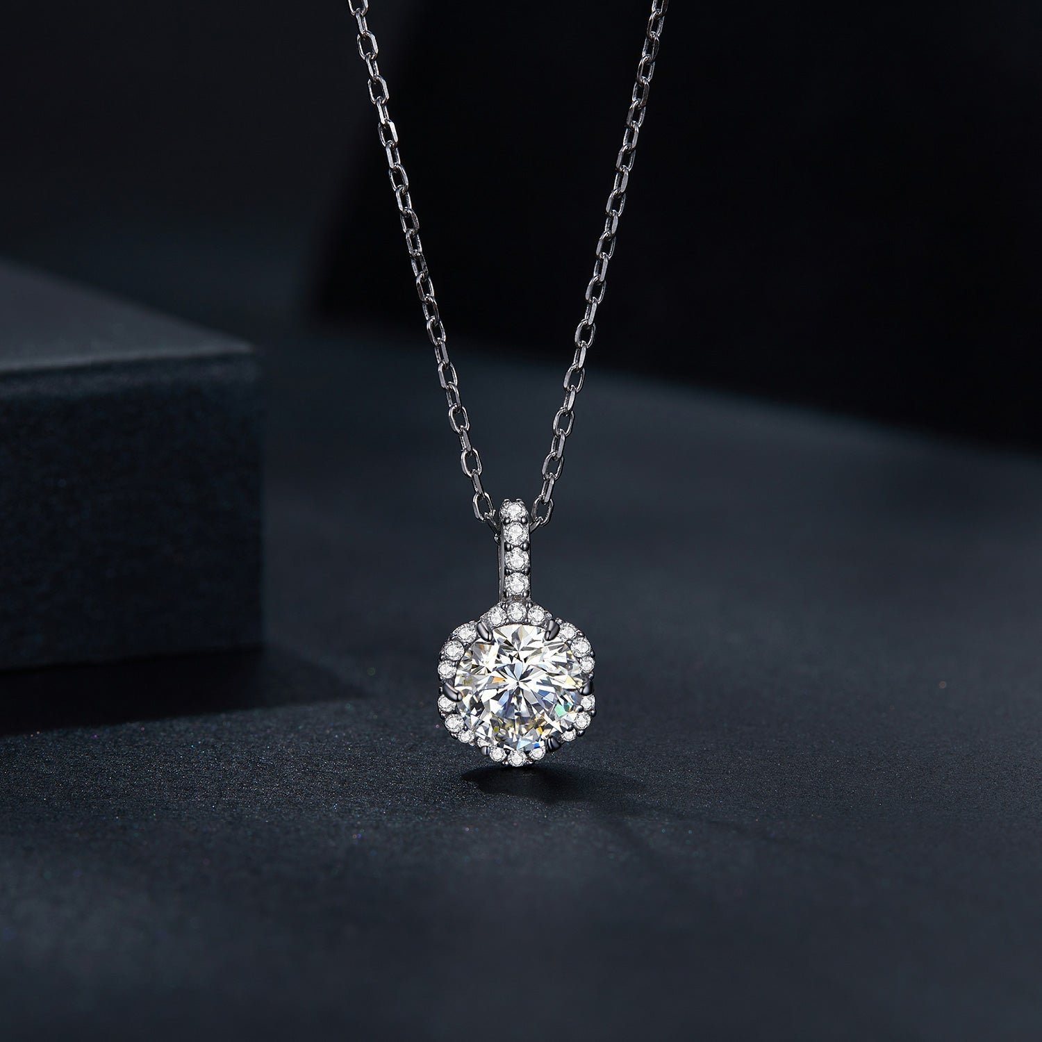 925 Sterling Silver Moissanite Pendant Necklace for Women - 45cm