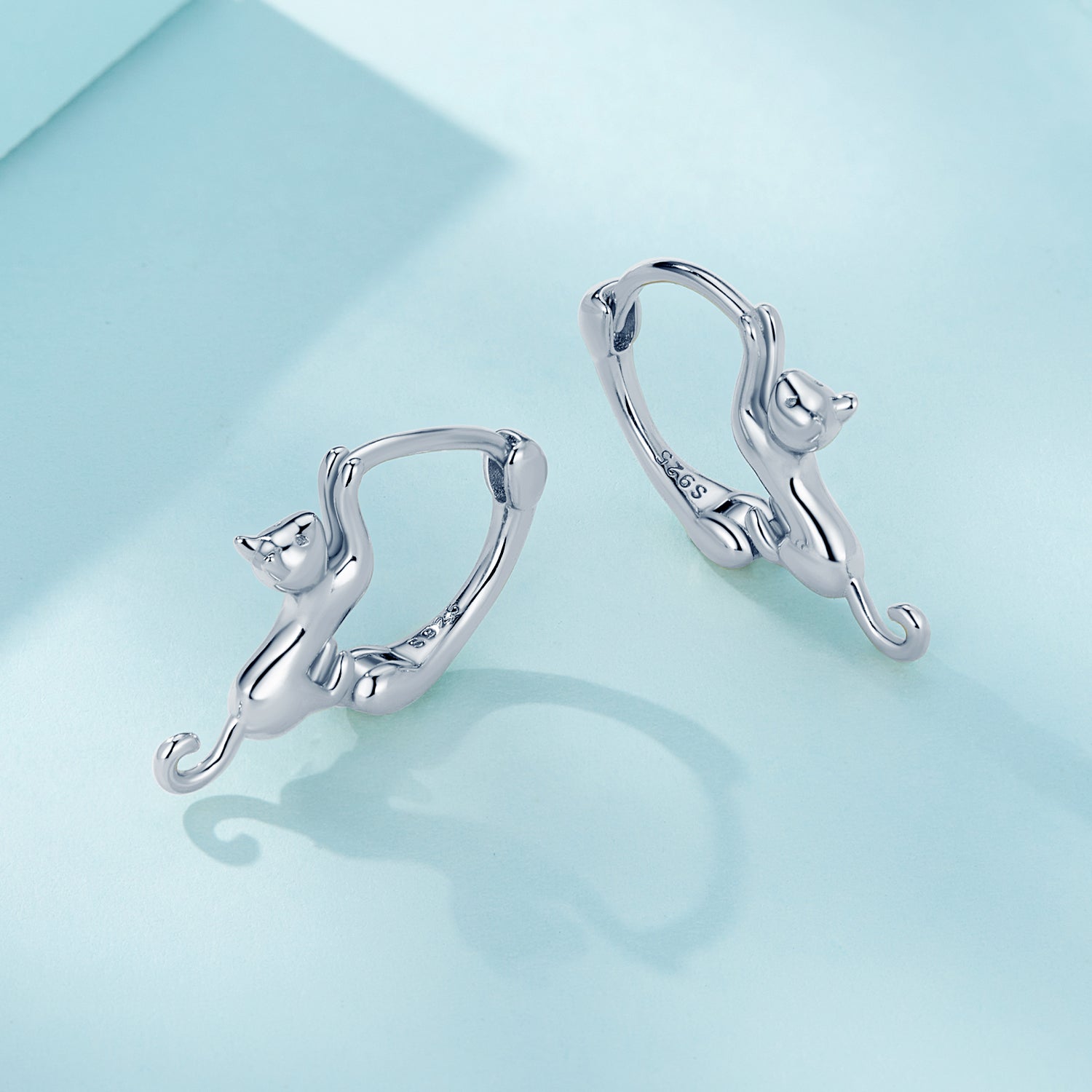 925 Sterling Silver Plated Gold Earrings Size 1.8cm for Women