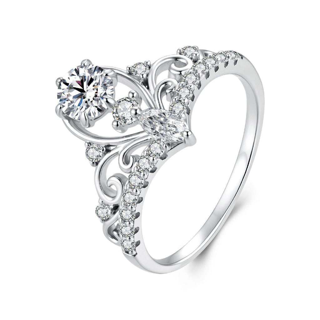 925 Sterling Silver 0.5 Carat Moissanite Ring in Size 6 for Women