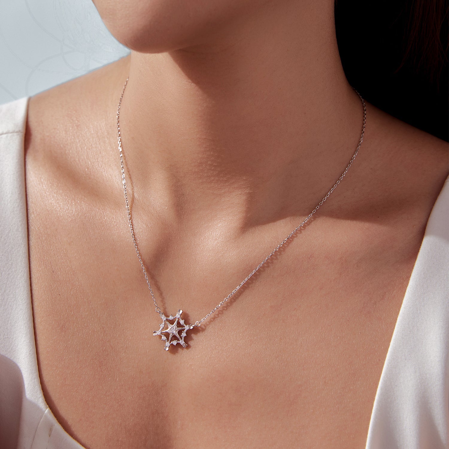 925 Sterling Silver White Gold Plated 1.8x1.9cm CZ Pendant Necklace for Women