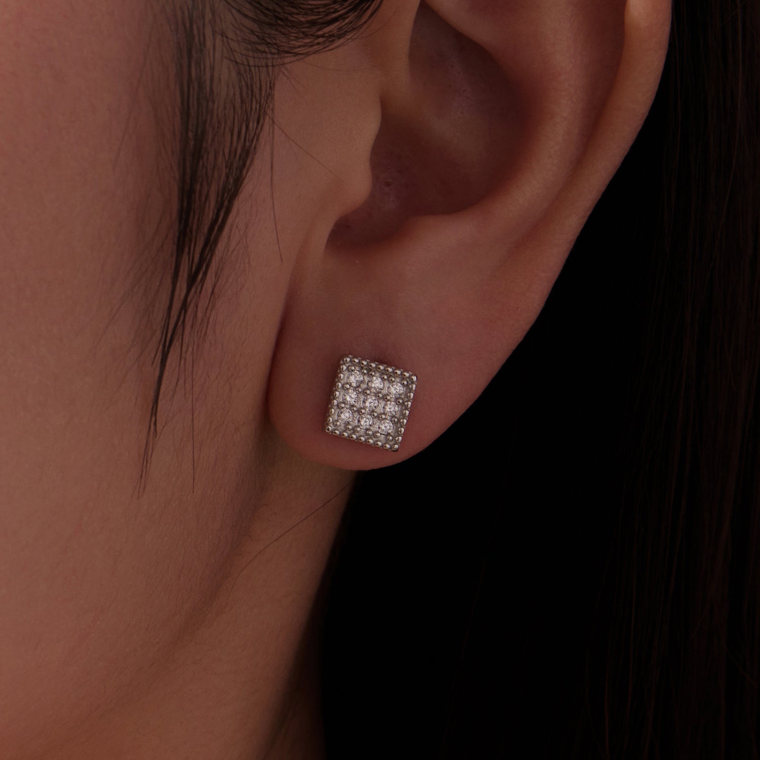 925 Sterling Silver 0.8cm Pavé Setting CZ White Gold Plated Earrings for Women