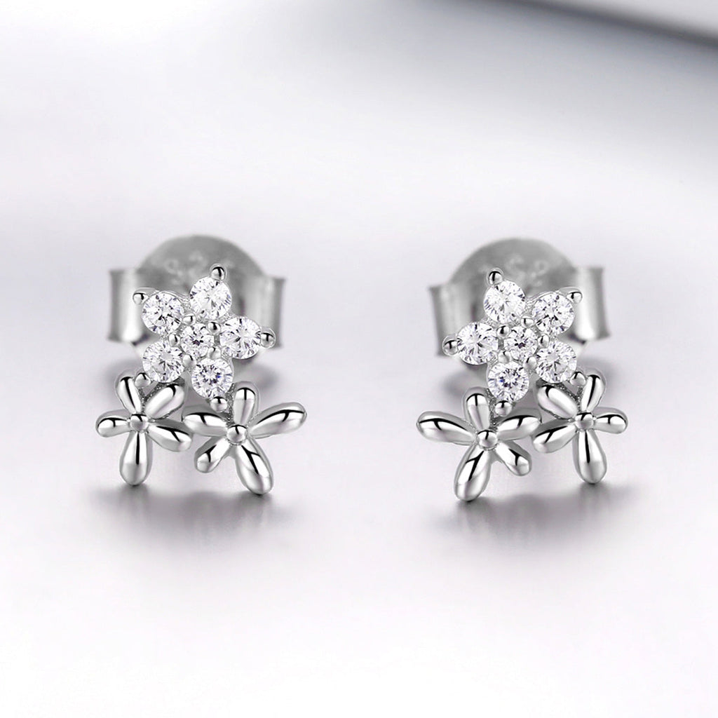 925 Sterling Silver Earrings with CZ in Pavé Setting, 0.6*0.7cm for Women