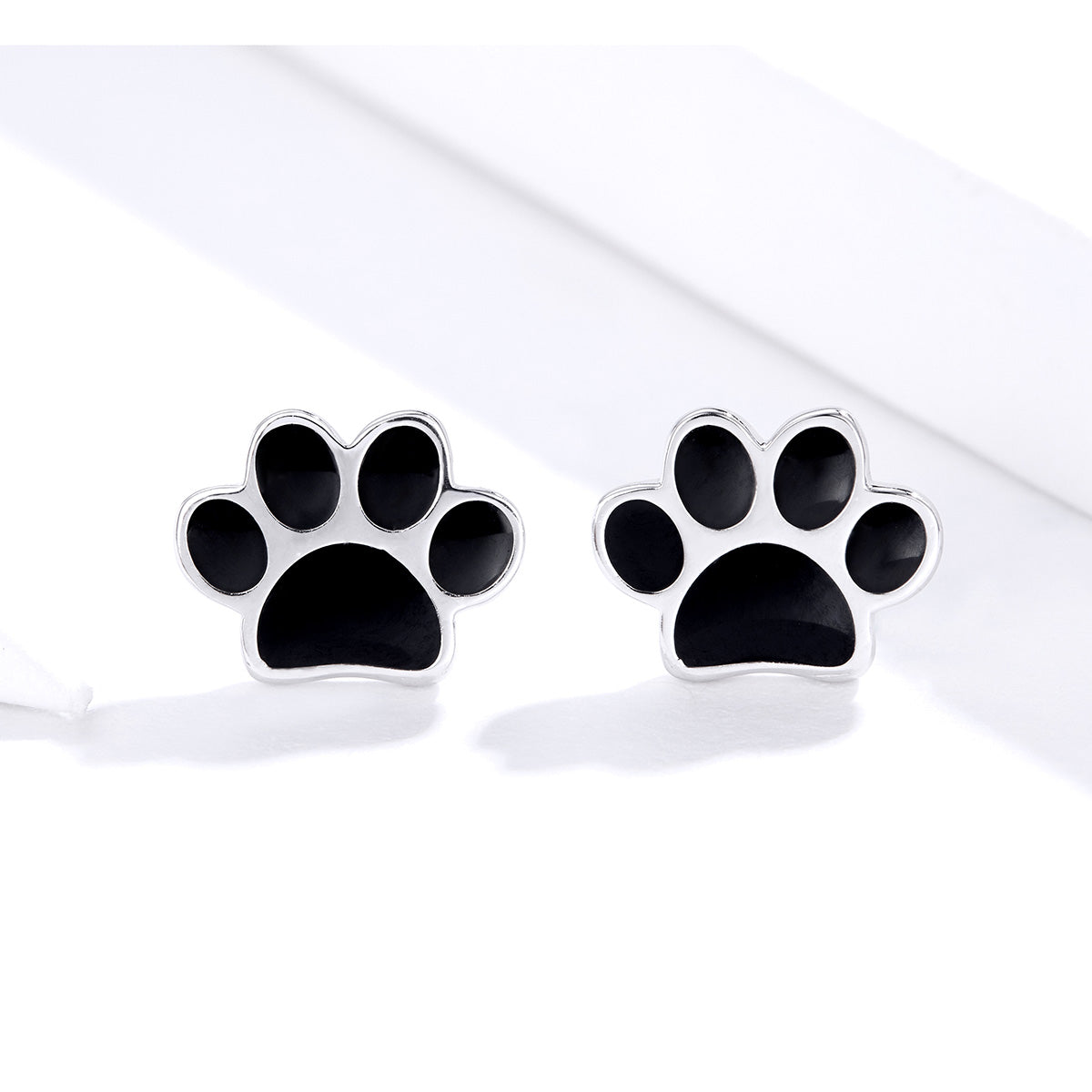 925 Sterling Silver Earrings with Enamel Finish