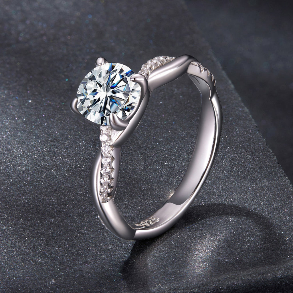 925 Sterling Silver Moissanite 0.65 Carat Ring Size 6 for Women