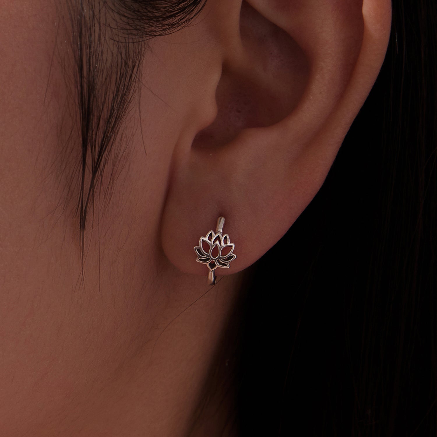 925 Sterling Silver Oxidized Silver Earrings 1.3x0.8cm for Women