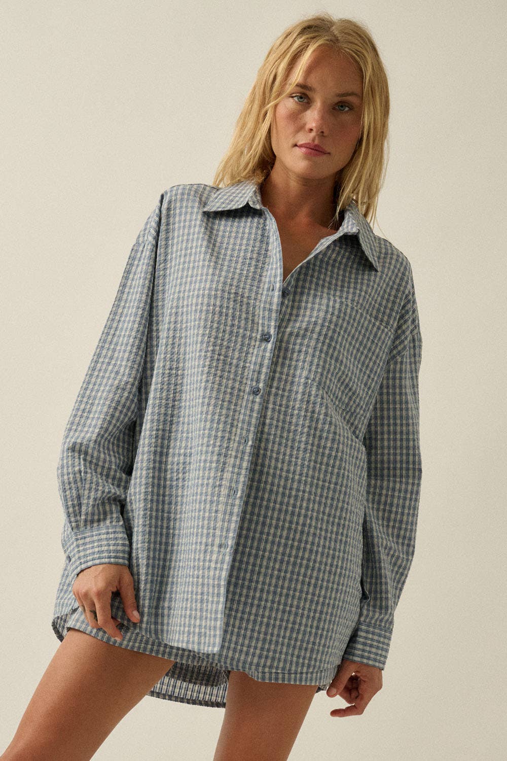Plaid Textured Seersucker Oversize Button-Up Pocket Shirt: Chambray