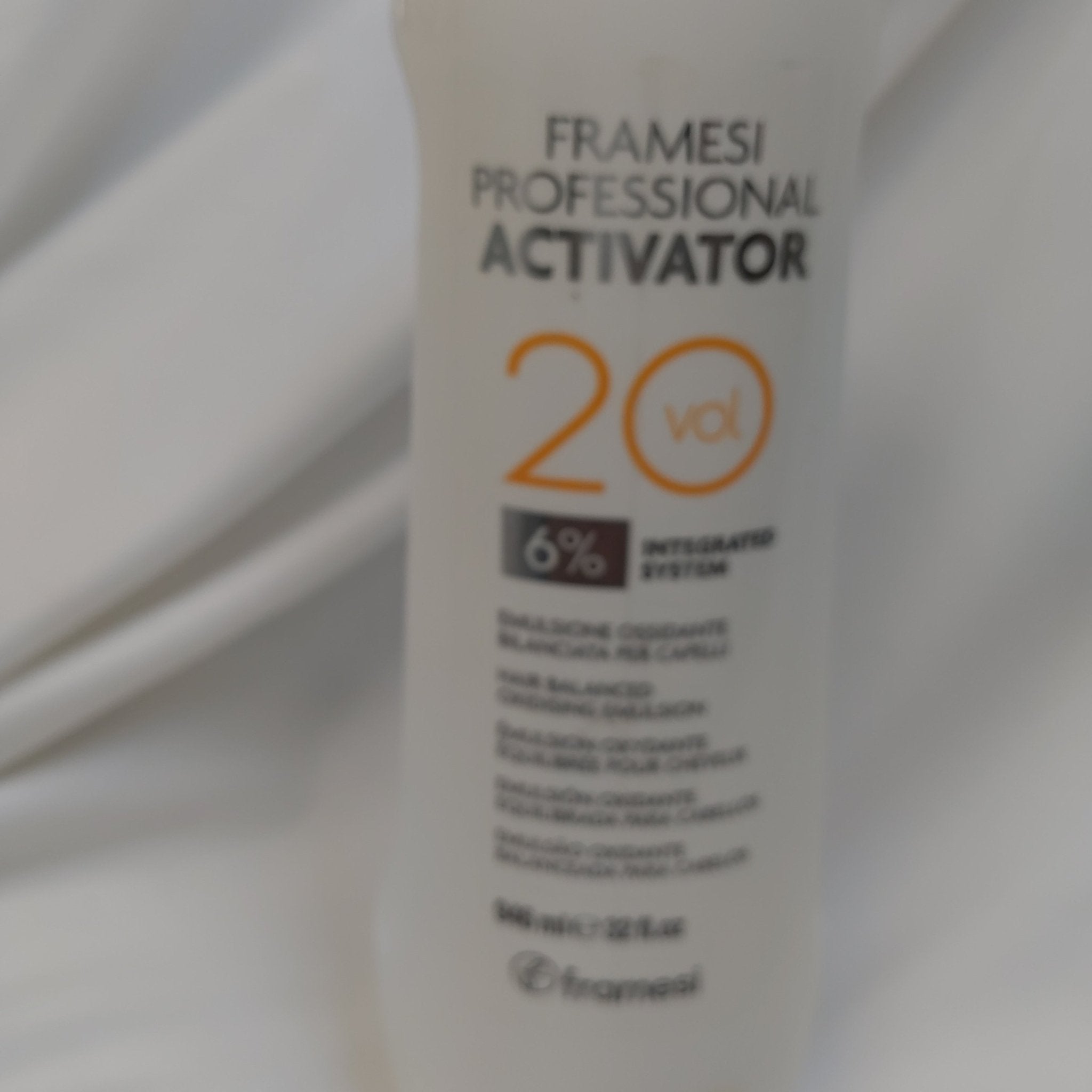 Framesi Professional Activator 20 Volume / 6% Hair Balanced Oxidizing Emulsion Developer