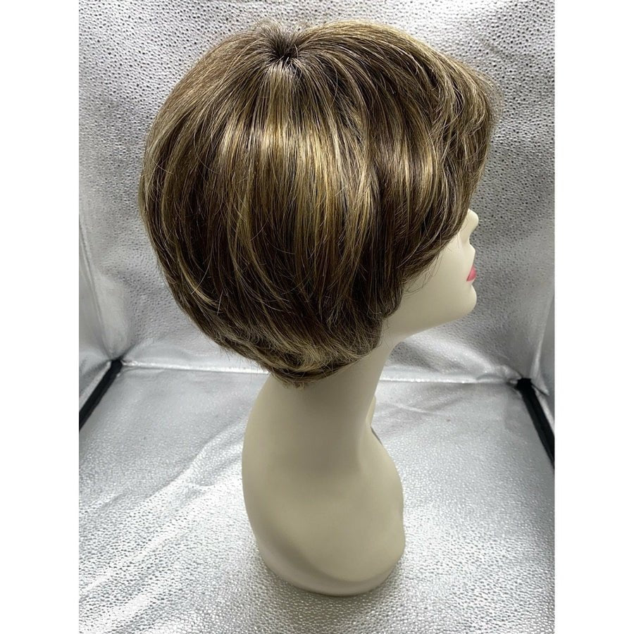 Raquel Welch Free Spirit Synthetic Wig Mono Top Hairpiece New