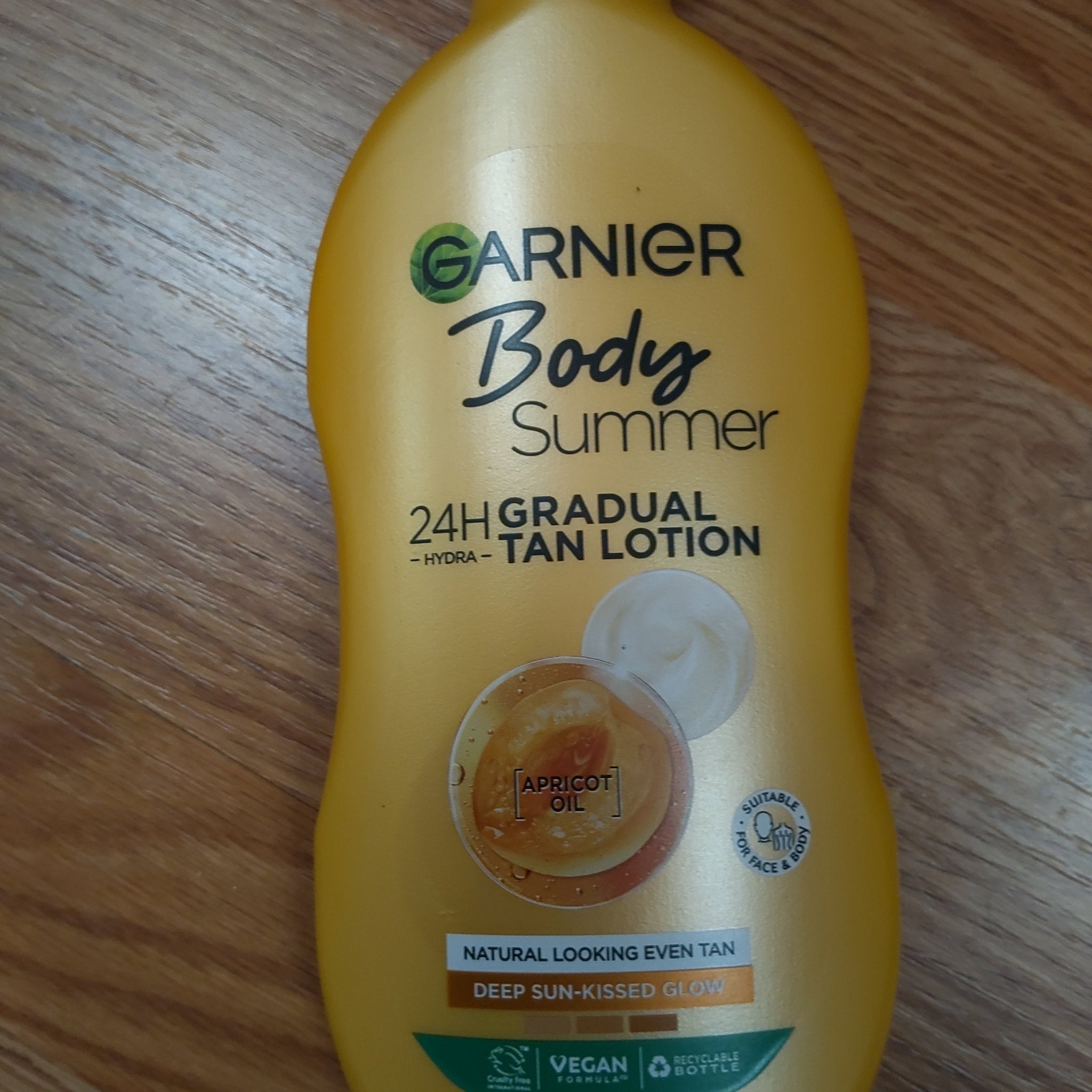 Garnier Summer Body Deep Sun-Kissed Moisturizing Lotion, 400 ml