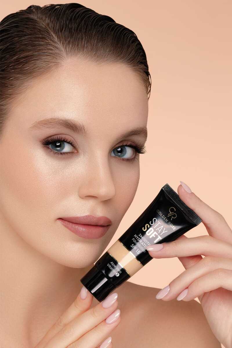 Golden Rose Stay Soft Smooth Hydrating Foundation 203 30ml