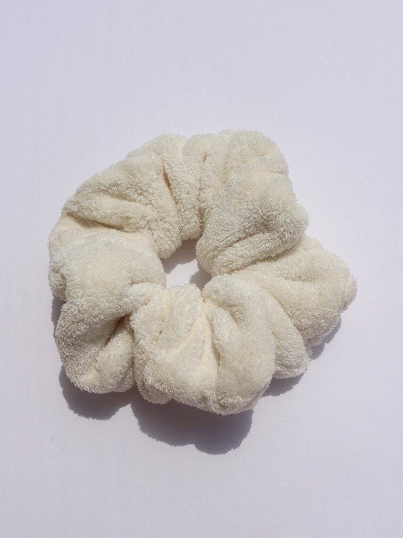 OVERSIZED TOWEL SCRUNCHIES