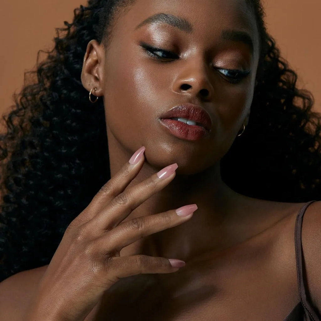 KISS Bare But Better Nails – Nude Drama