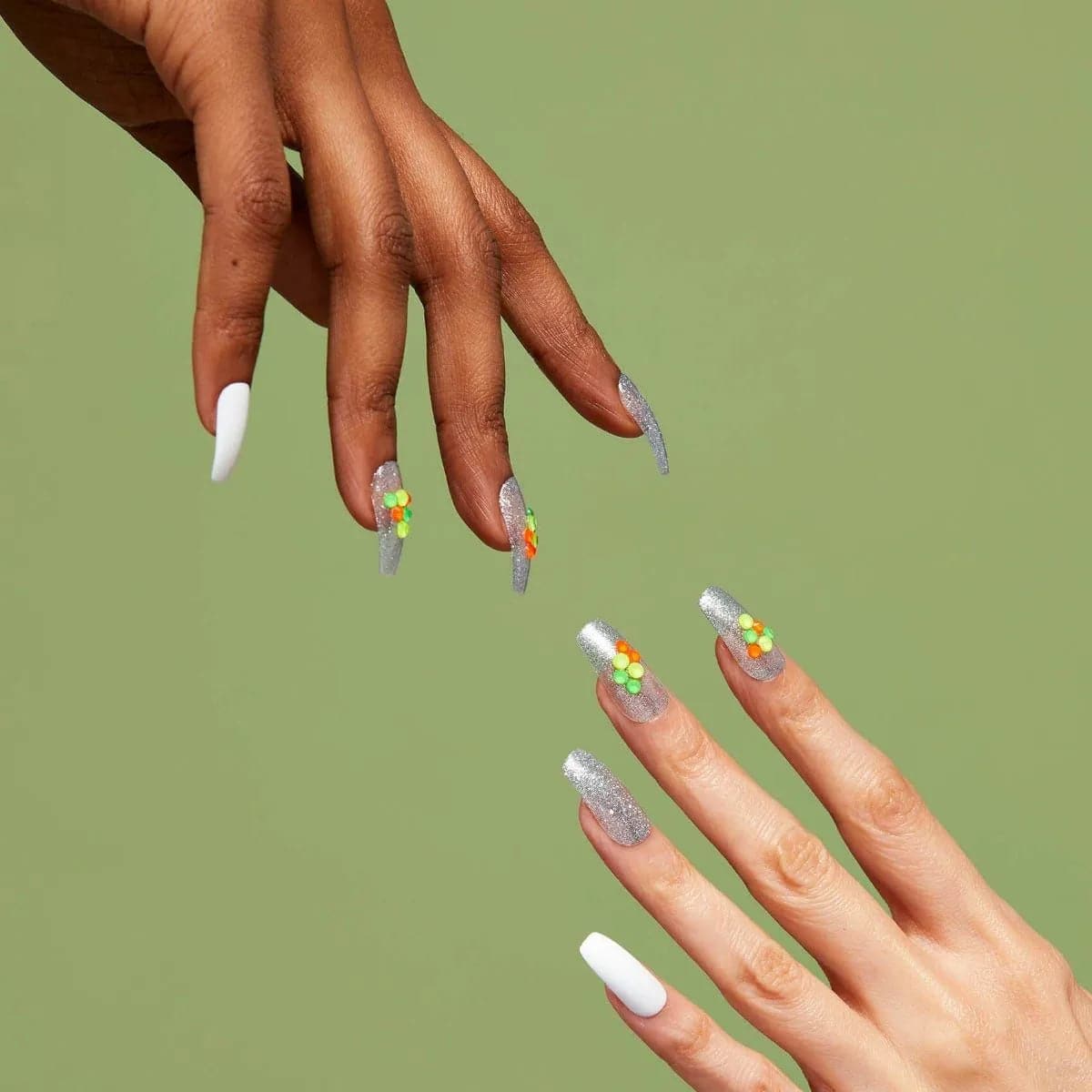 KISS Voguish Fantasy Nails