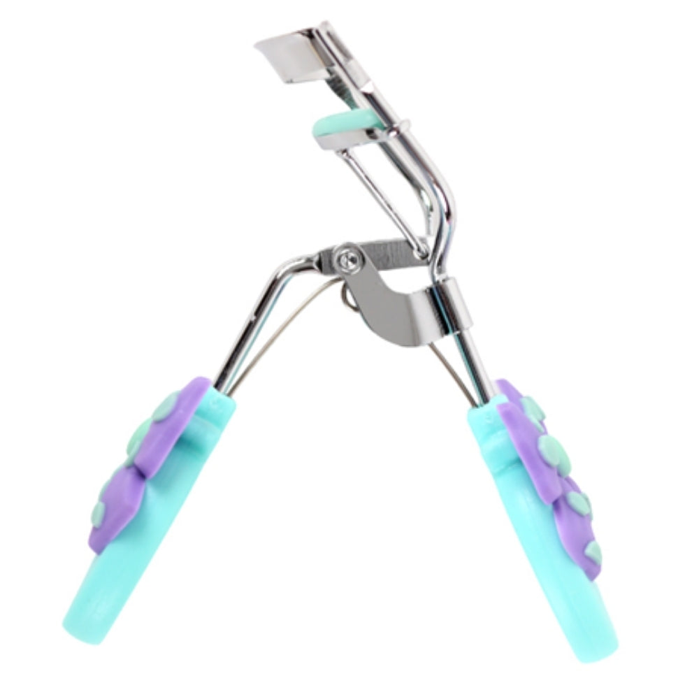 Nascita Eyelash Curler with Purple Ribbon Detail