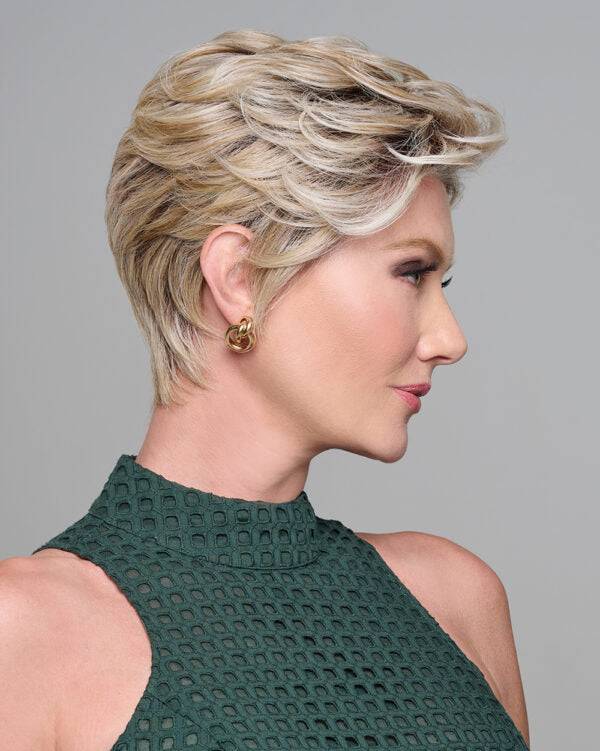 Raquel Welch On the Cover Wig RL12/22SS Shaded Cappuccino