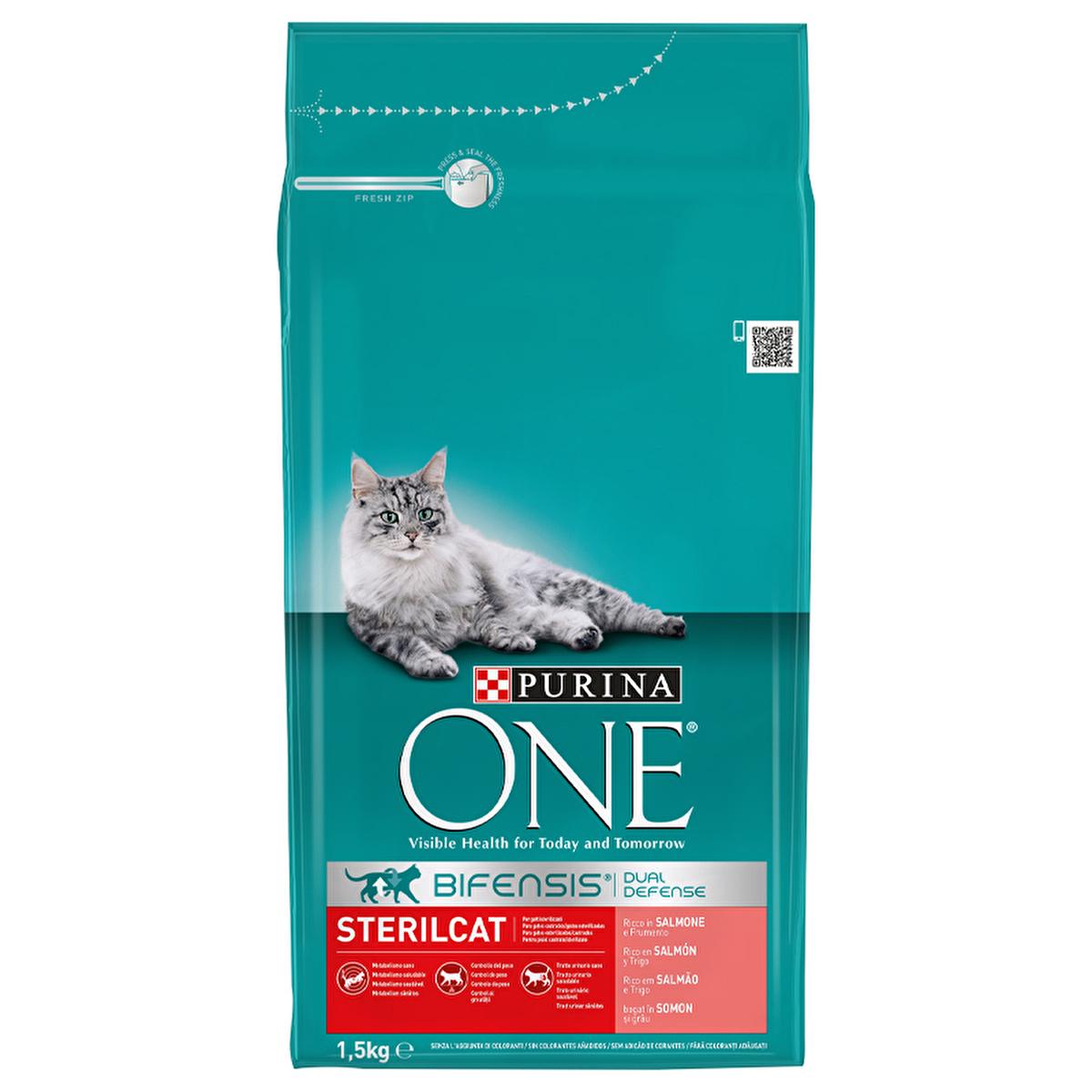 Purina One: Salmon Dry Cat Food - Supports Dental & Urinary Health, Promotes Healthy Skin & Coat - 1.5kg (3.3lbs)