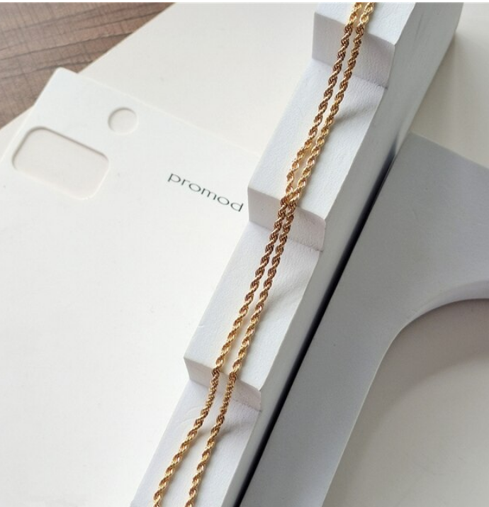 Gold Choker Necklace