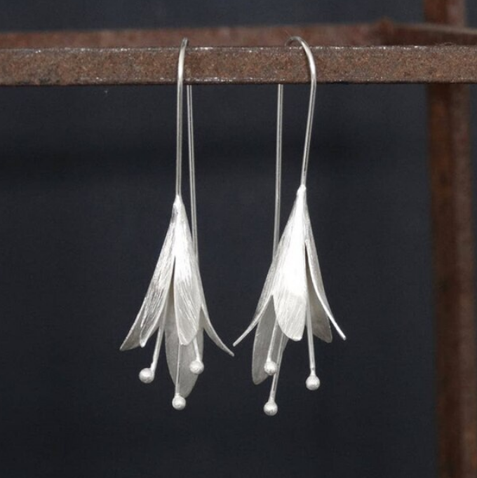 Silver Dangling Earring